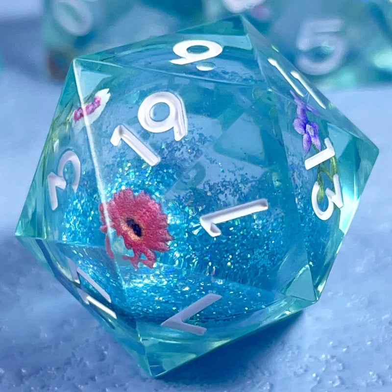 7PCS DND D20 Liquid Core Flow Eye Dice Sets for COC Dungeon and Dragon Pathfinder RPG Role Playing Games Party Toys Accessories