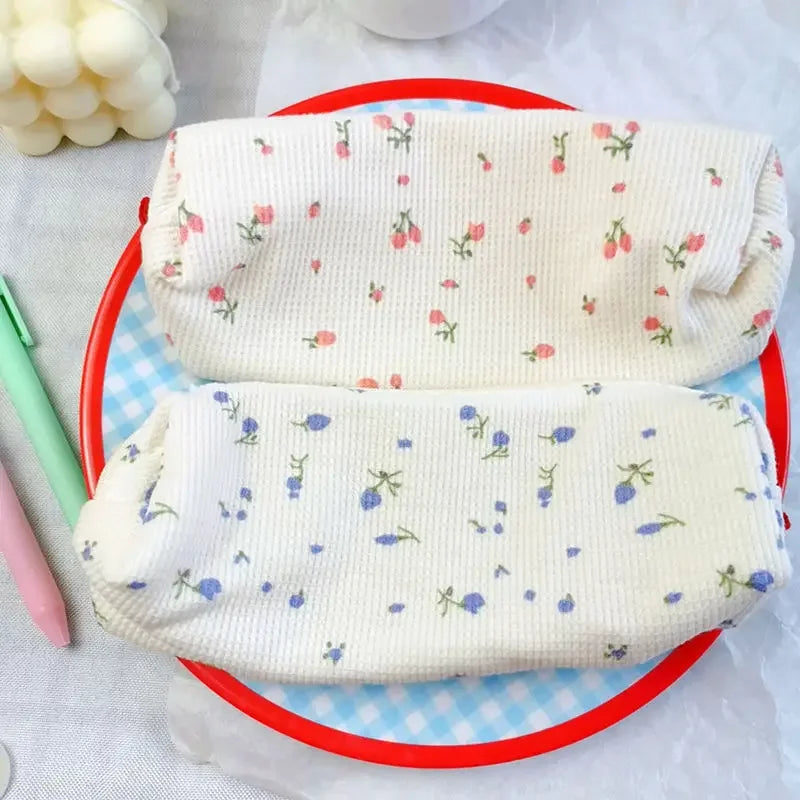 Cute Small Flowers Pencil Cases Floral Cotton Linen Pencil Bag Simple Pen Bag Storage Bags School Supplies Kawaii Stationery 1Pc