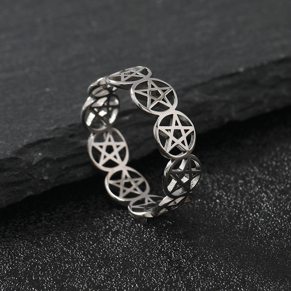 YILUOCD Stainless Steel Pentacle Ring Geometric Pentagram Ring for Women Wicca Protection Amulet Hollow Star Christmas Jewelry