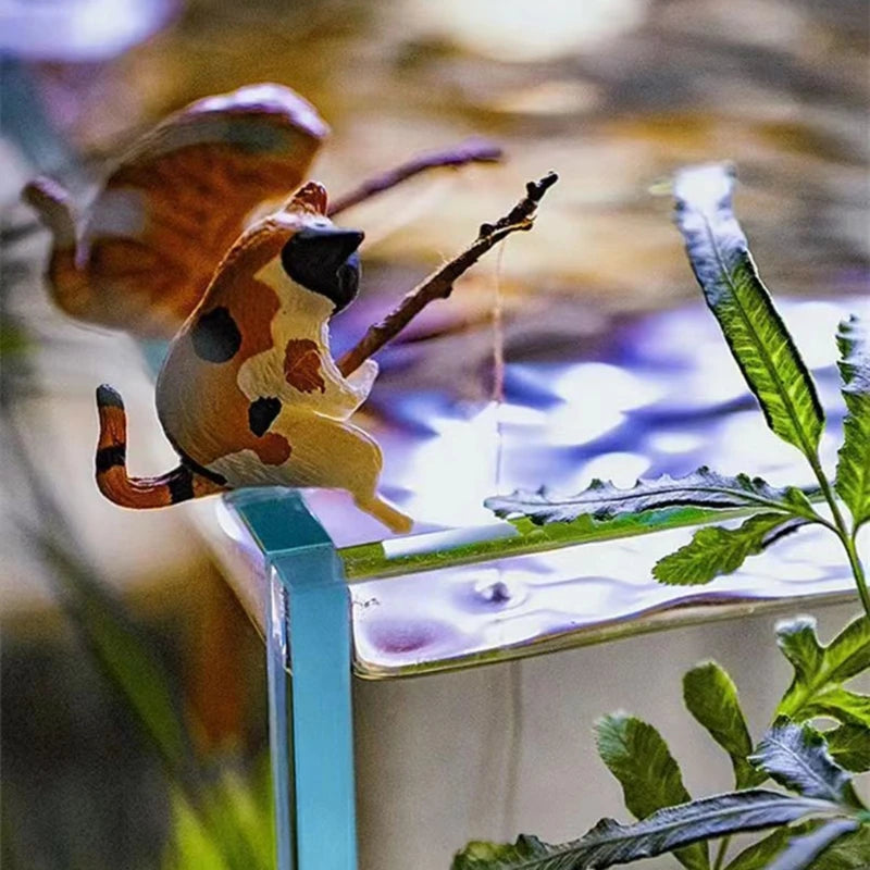 Fishing Cat Figurine Fishtanks Landscaping Ornament Aquariums Pendant Home Decor for Freshwater Saltwater Drop Shipping
