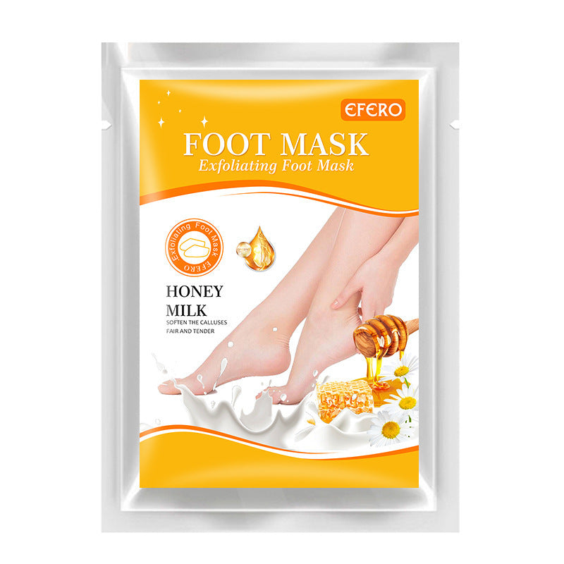 whitening and moisturizing foot mask