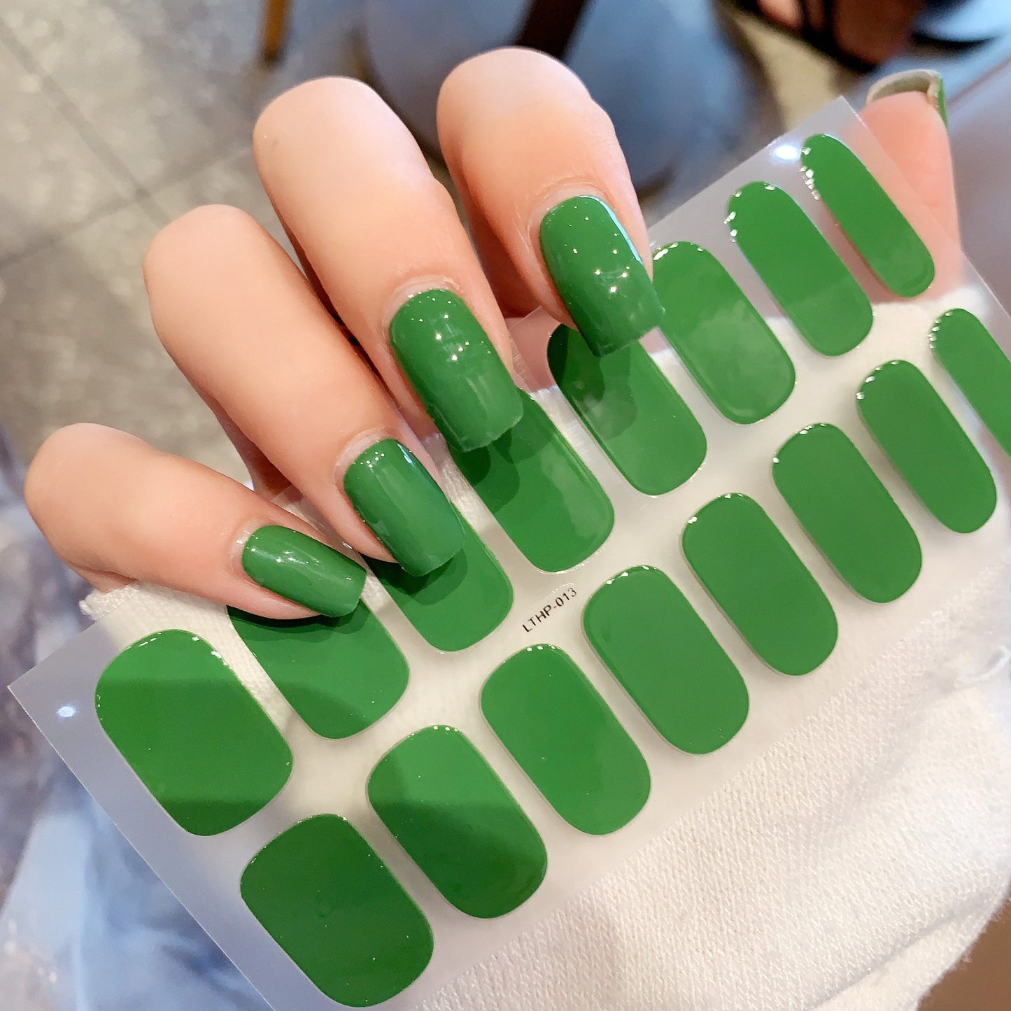 Waterproof And Durable Second Generation Semi-cured UV Nail Beauty Stickers