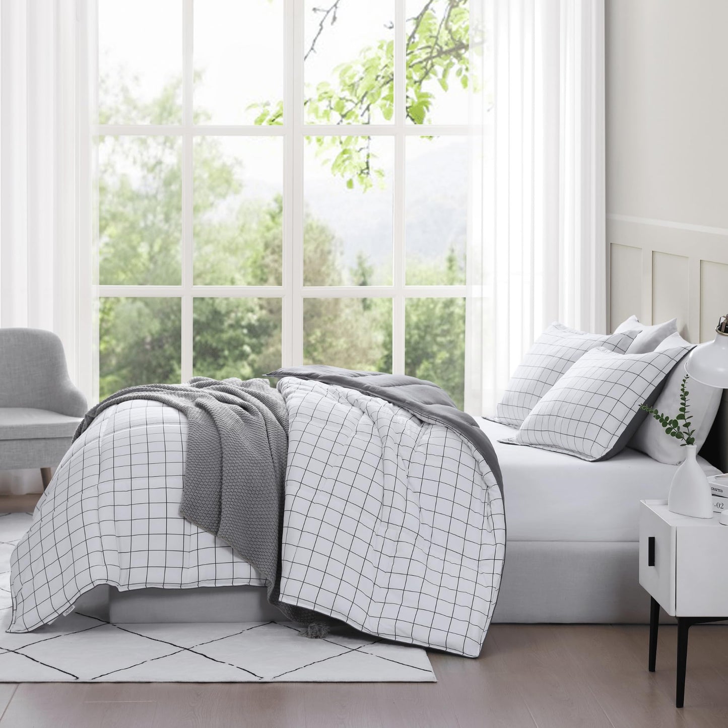 Comforter Set Queen Size - Goose Down Alternative – Washed Ultra-Soft - Premium All Season Warmth Bedding Set (Queen, French Blue)