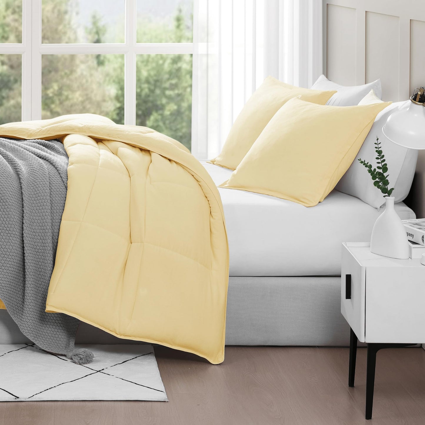 Comforter Set Queen Size - Goose Down Alternative – Washed Ultra-Soft - Premium All Season Warmth Bedding Set (Queen, French Blue)