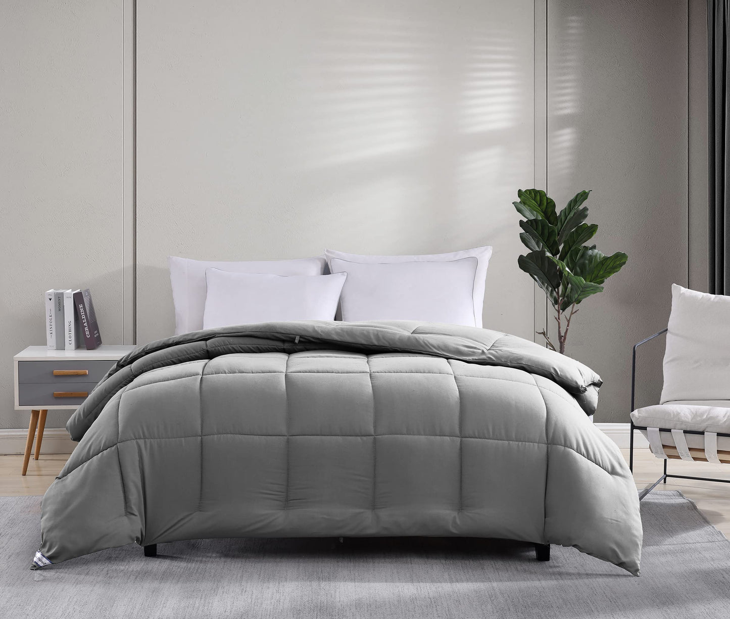 Comforter Queen Size Down Alternative Microfiber Quilted Solid Comforter/Duvet Insert - Ultra Soft Hypoallergenic Bedding - Medium Warmth for All Seasons Queen Comforter - White