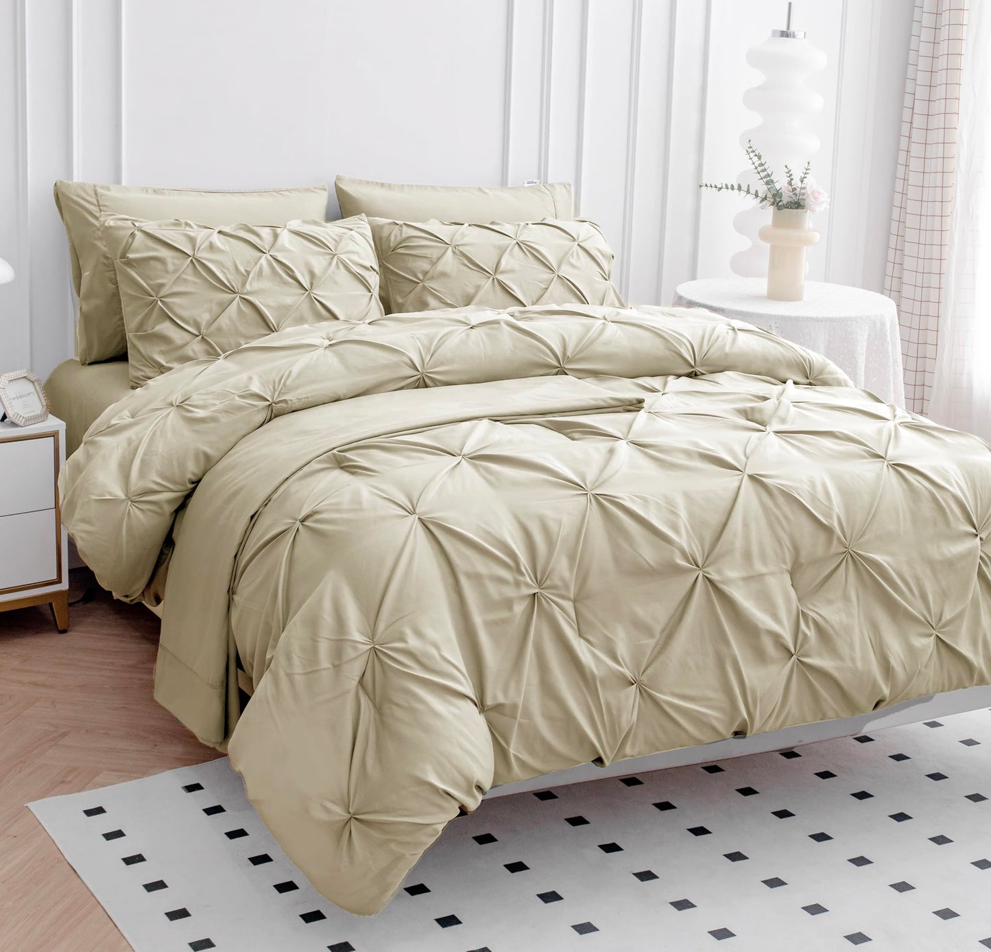 Queen Comforter Set White - 7 Pieces Bed in a Bag - Bedding Set with Comforters, Sheets, Pillowcases & Shams, Queen Size Bedding Set