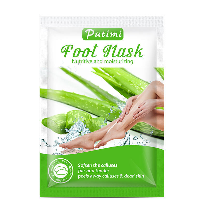 whitening and moisturizing foot mask