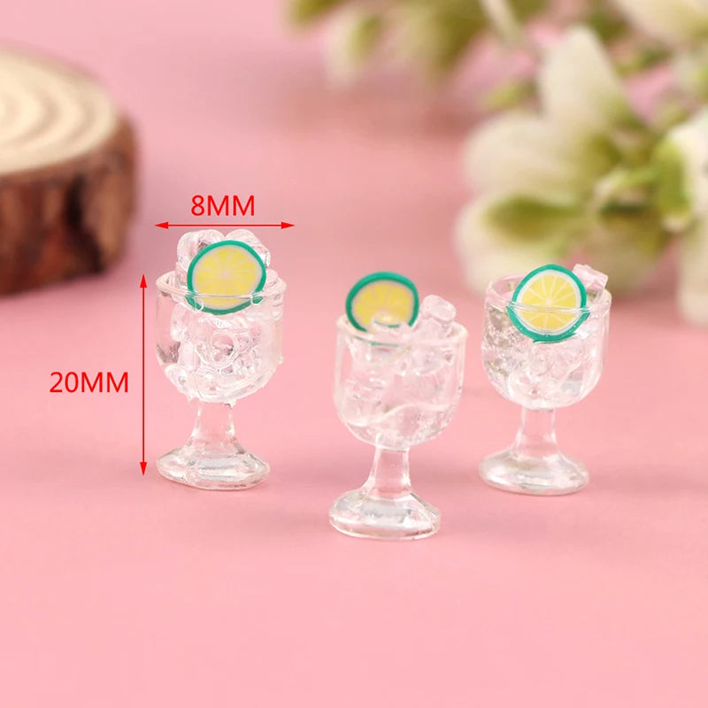 1pcs Mini Milkshake Ice Cream Milk Fruit Tea Water Cup Strawberry Miniatures Dollhouse Accessories Cups Kitchen Toys