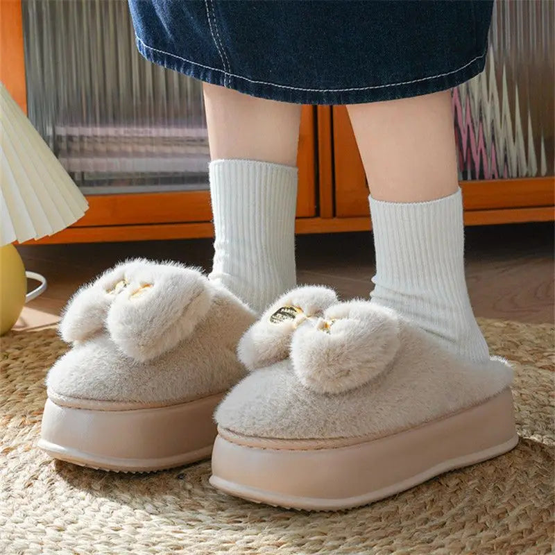 New green bow slippers winter women's 2024 shoes thick sole fuzzy slippers for home mules shoes woman fluffy metal house slipper
