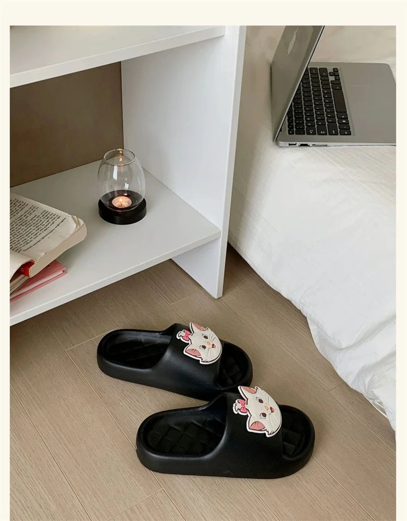 Kawaii Disney Marie Cat Slippers for Women Summer Soft-Soled Eva Slippers for Home Non-Slip Thick-Soled Sandals for Outdoor Wear