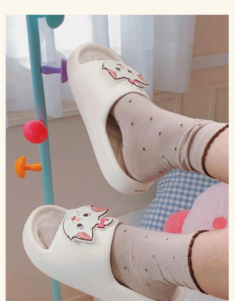 Kawaii Disney Marie Cat Slippers for Women Summer Soft-Soled Eva Slippers for Home Non-Slip Thick-Soled Sandals for Outdoor Wear