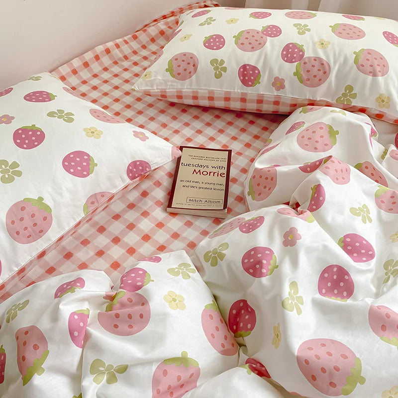 Kawaii Pink Strawberry Duvet Cover Set NO Filler Fashion Bed Sheets Full Queen Size Luxury Home Bedding for Girls Bedclothes