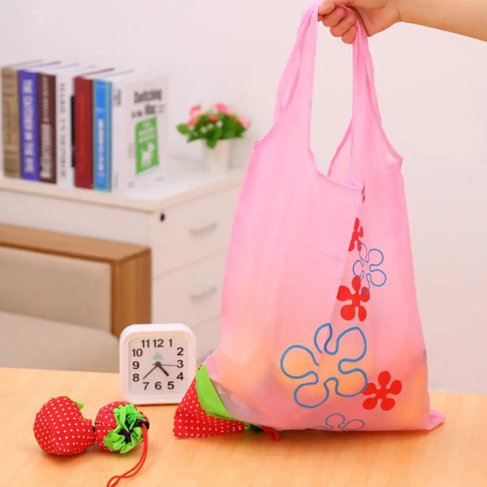 Strawberry Grocery Bag 10L Storage Bag Foldable Large Capacity Reusable Eco-friendly with Handle Item Storage Oxford Cloth Colla