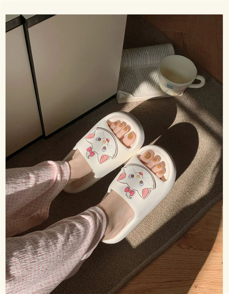 Kawaii Disney Marie Cat Slippers for Women Summer Soft-Soled Eva Slippers for Home Non-Slip Thick-Soled Sandals for Outdoor Wear