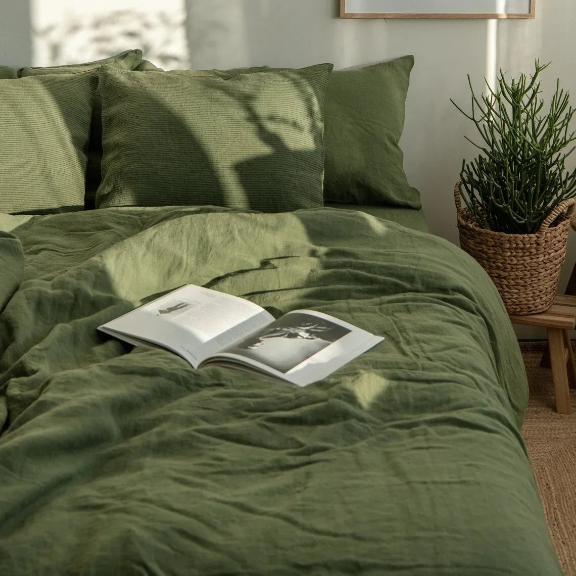 Custom Solid Color Summer Cool 4 Piece Bed Sheet and Duvet Set Nordic white bedding For Hotel Naked Sleeping Han Linen 4 PCS Set