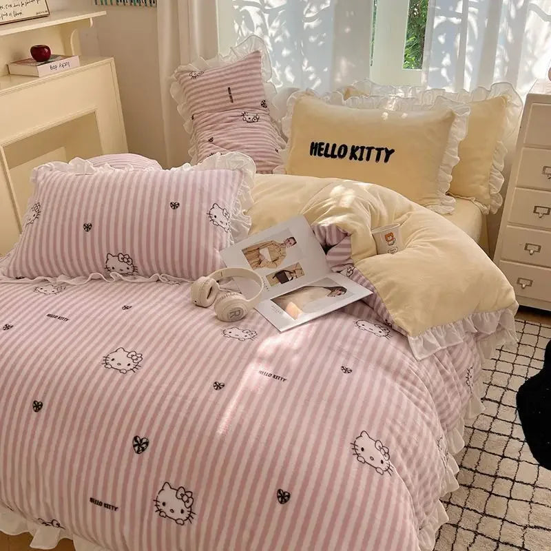 Sanrio Hello Kitty Kuromi cartoon cute warm plus velvet lace four-piece set creative student children's bed sheet quilt cover