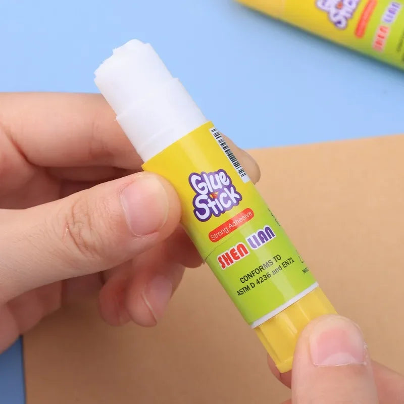 5-1Pcs Solid Glue High Viscosity Solid Glue Stick Safety Adhesive for Adhesive Home Art Paper Card Photo Glue Stick Stationery