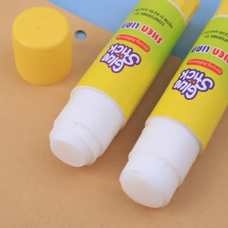 5-1Pcs Solid Glue High Viscosity Solid Glue Stick Safety Adhesive for Adhesive Home Art Paper Card Photo Glue Stick Stationery