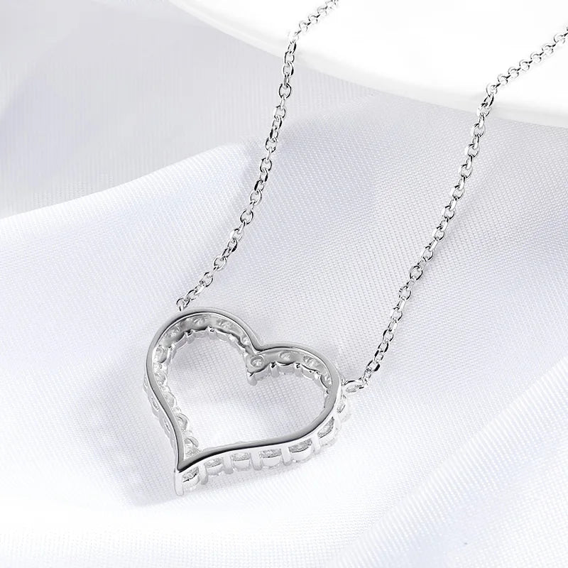 Smyoue 2CT Pass Tested Moissanite Heart Necklace for Women S925 Silver Plated Platinum Simulated Diamonds Pendant Birthday Gift