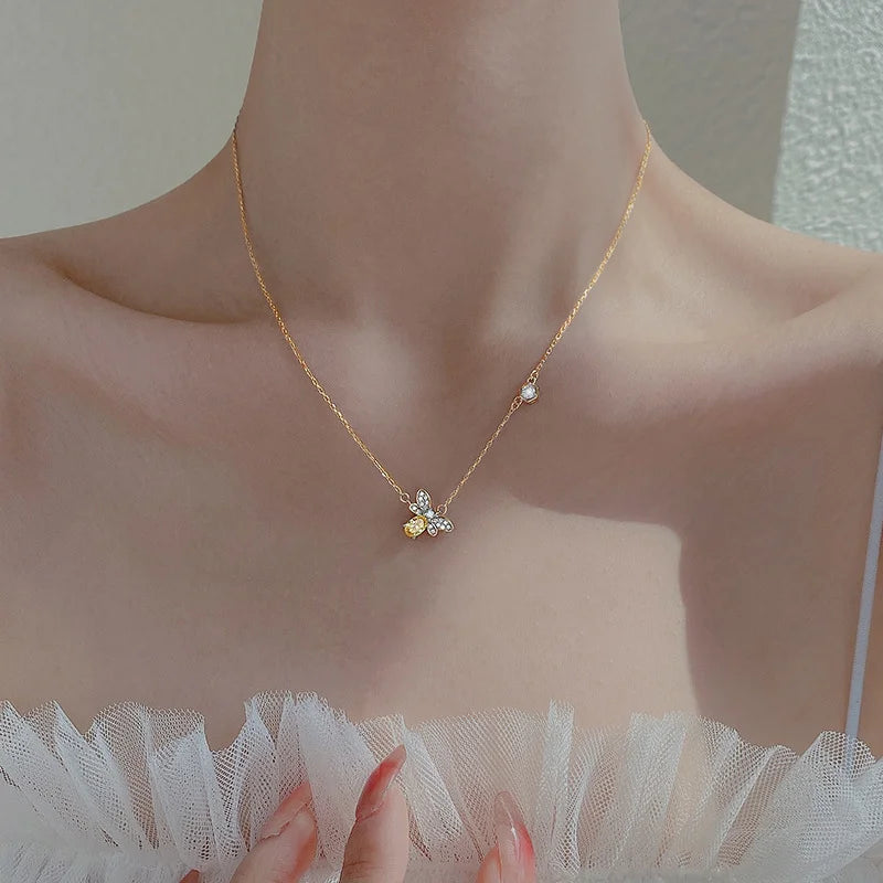 Fashion 925 Sterling Silver Small Bee Zircon Necklace Charm Animal Pendant Cute Clavicle Chains Fine Jewelry for Women