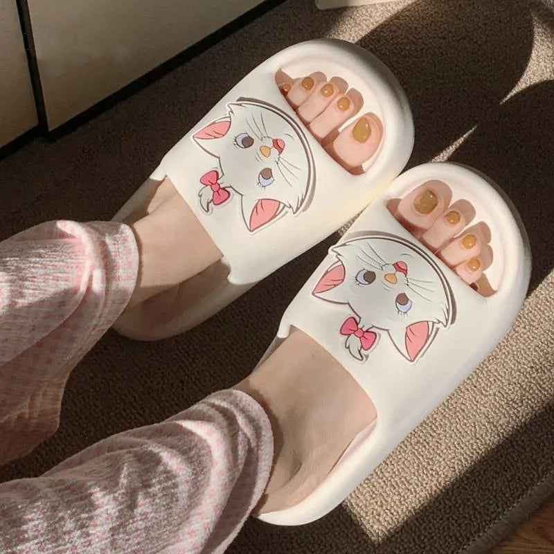 Kawaii Disney Marie Cat Slippers for Women Summer Soft-Soled Eva Slippers for Home Non-Slip Thick-Soled Sandals for Outdoor Wear