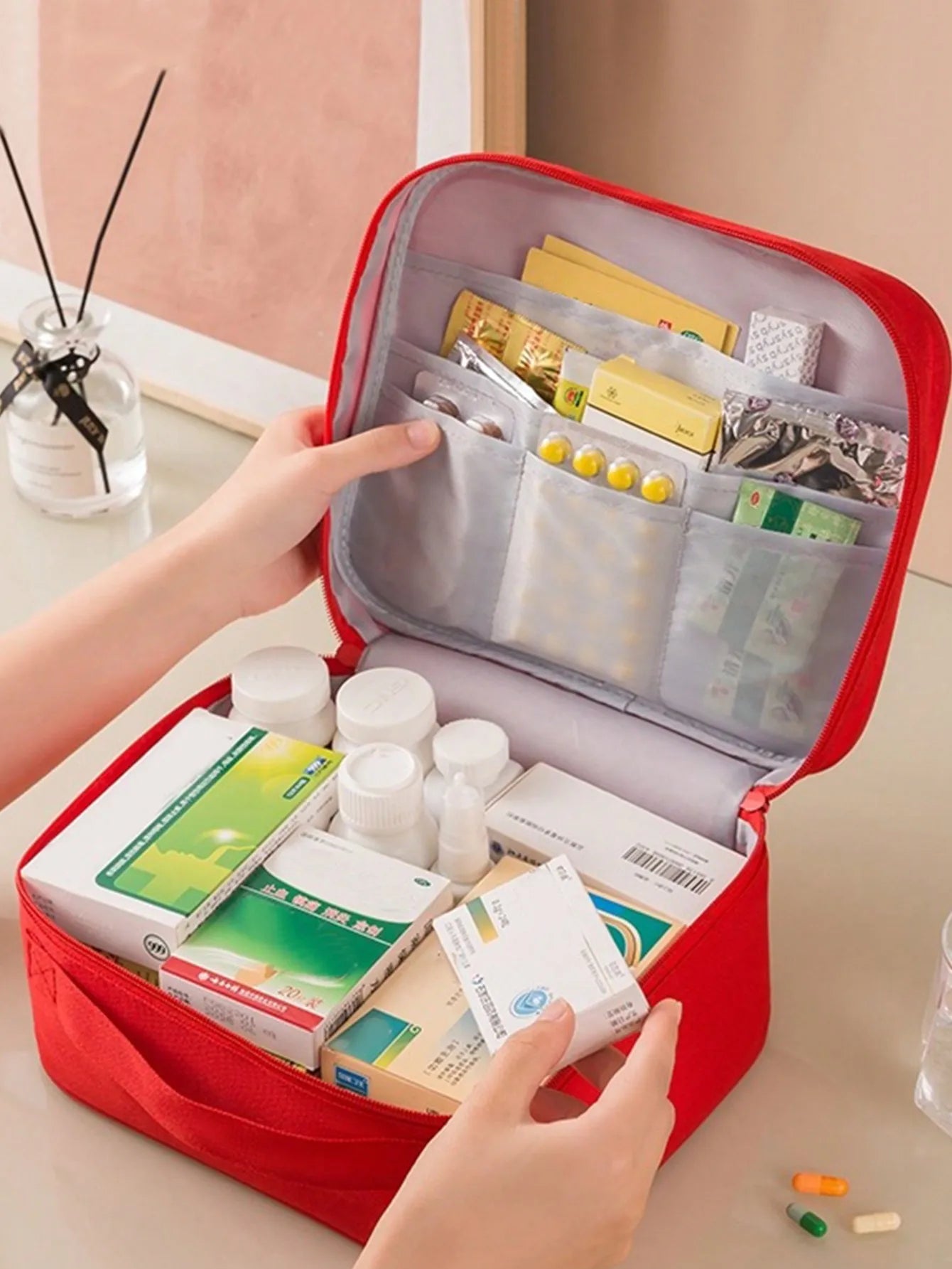 Portable Portable Medical Kit, Home First Aid Kit, Outdoor Travel Medical Kit, Large Capacity Medicine Storage Bag