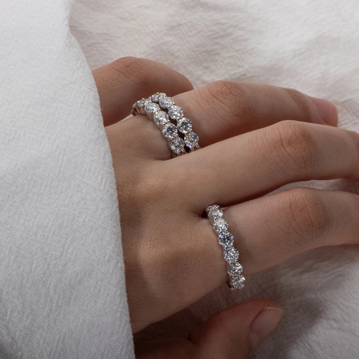 AnuJewel Moissanite Wedding Band Leaf Rings D Color VVS1 925 Sterling Silver Lab Created Diamond Eternity Bezel Ring Jewelry
